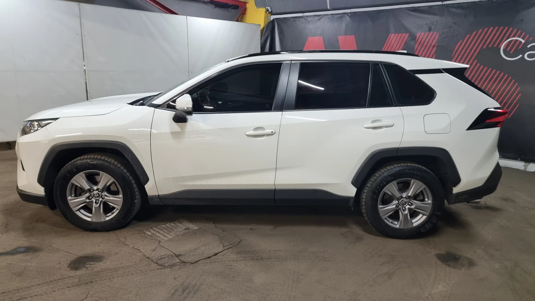 Toyota Rav 4 photo